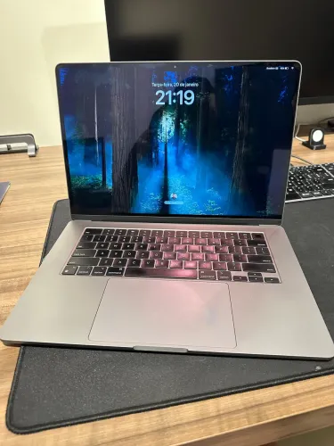 Macbook M3 15pol 16gb/256gb