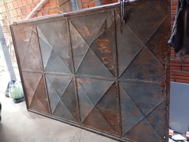 portão 2 folhas 1,50x 2,40 cada folha