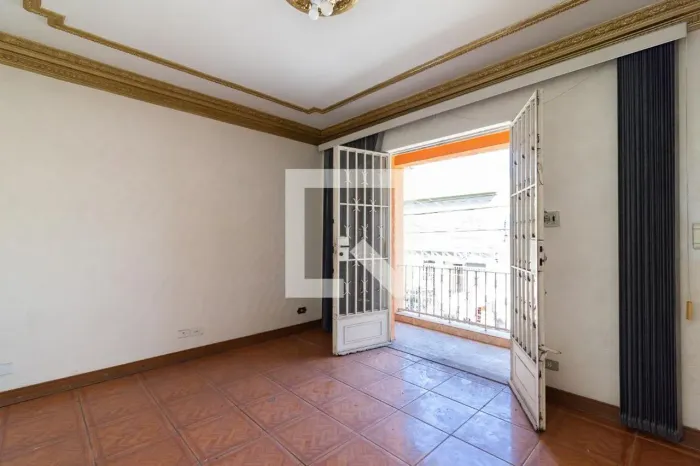 Casa à Venda - Santana, 8 Quartos, 133 m2