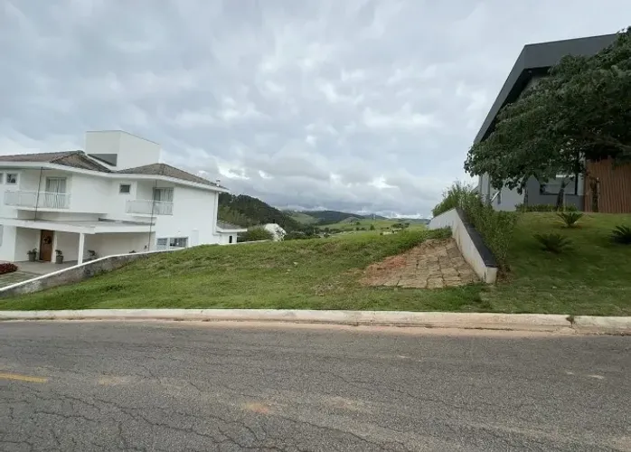 Oportunidade - Chácara Paraibuna 1109m2