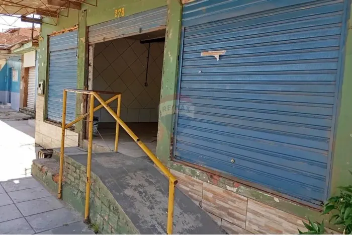 Loja em polo comercial na cidade de Guaíba