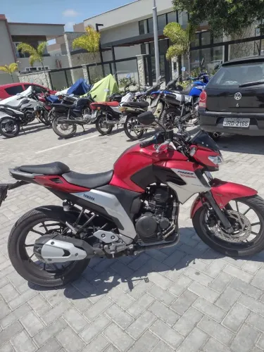 Fazer 250