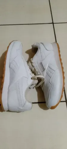 Tênis Reebok Couro original Tam 39/40 todo ok