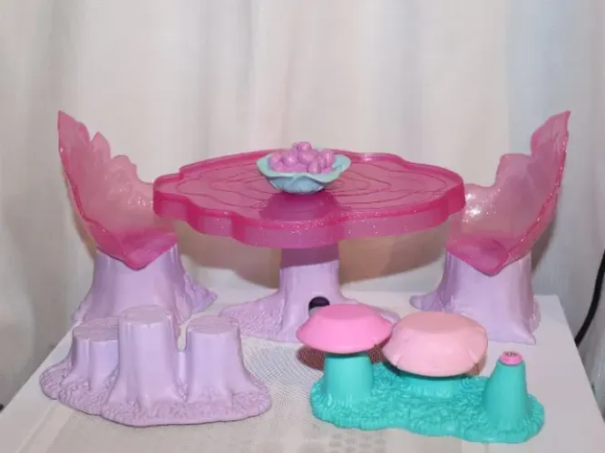 Barbie Playset Floresta Encantada Lago dos Cisnes