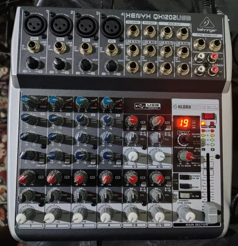 Mesa Behringer QX1204 USB