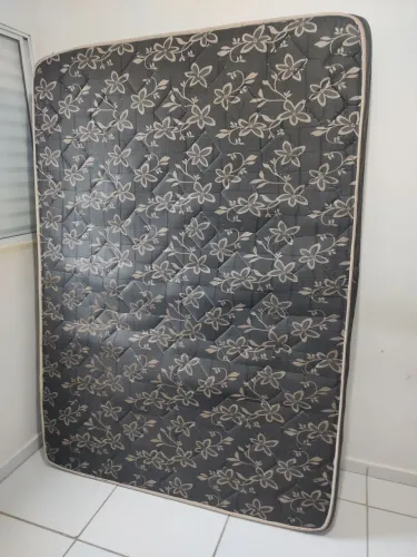Colchão casal selado....não faço entrega retirar no bairro do Vergel