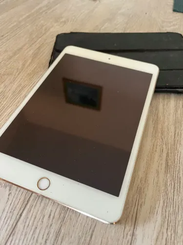 iPad4 mini 4 WiFi