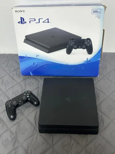 PlayStation 4 e Xbox one série s