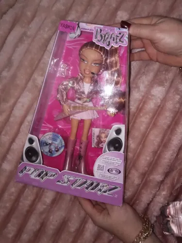 Boneca Bratz Yasmim