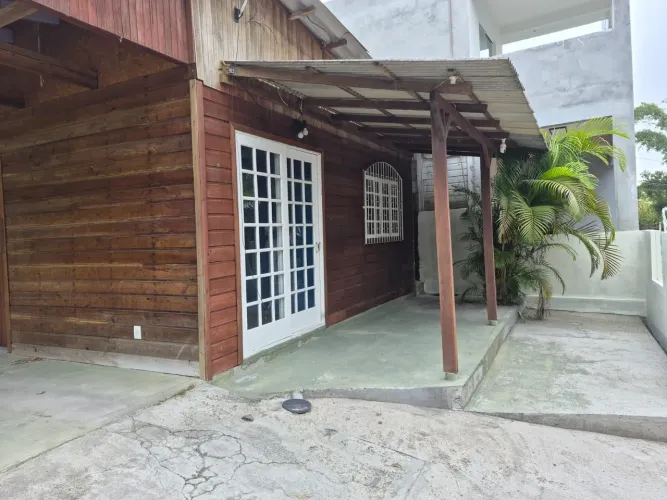 Casa 2 quartos Lagoa da Conceição .