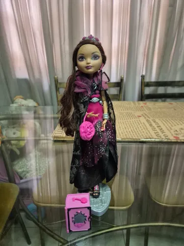 Briar Beauty- Legacy Day (ever after high)