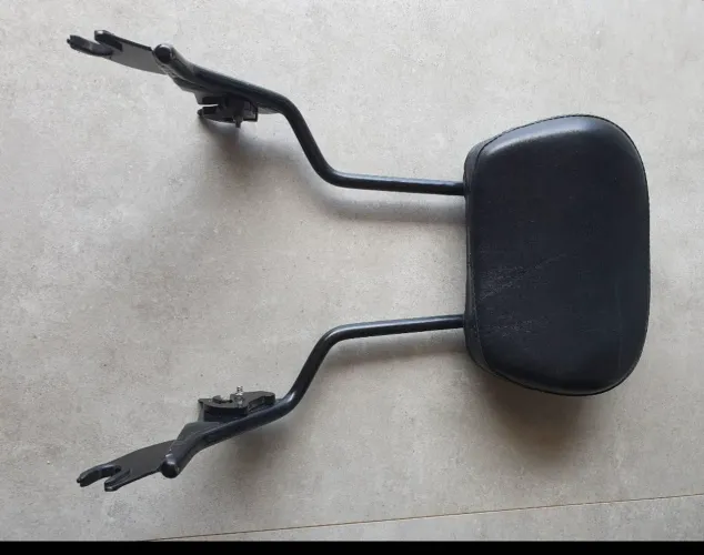 SISSY BAR E GRELHA DESTACÁVEL 