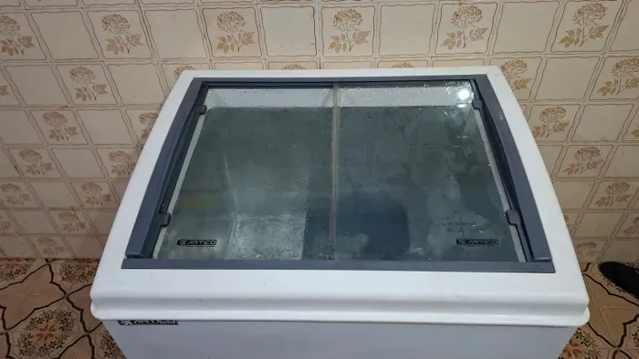 Freezer horizontal 320L