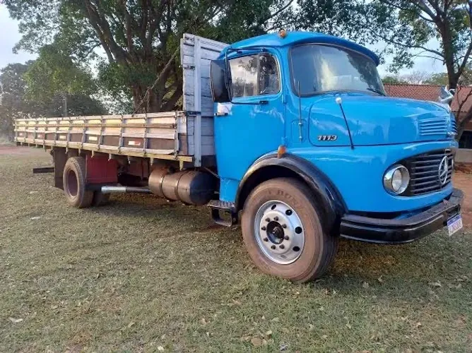 Caminhão 1113 toco motor 352 original