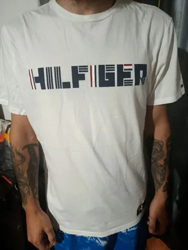 Camiseta Tommy Hilfiger Branca M 