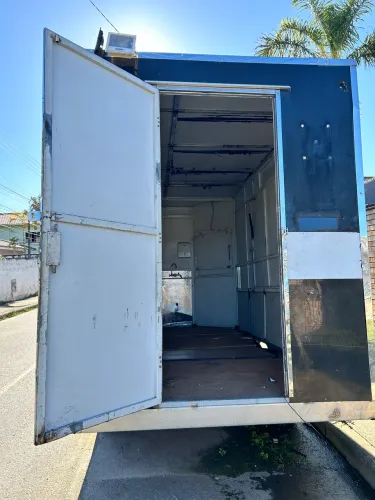 VENDO FOOD TRUCK