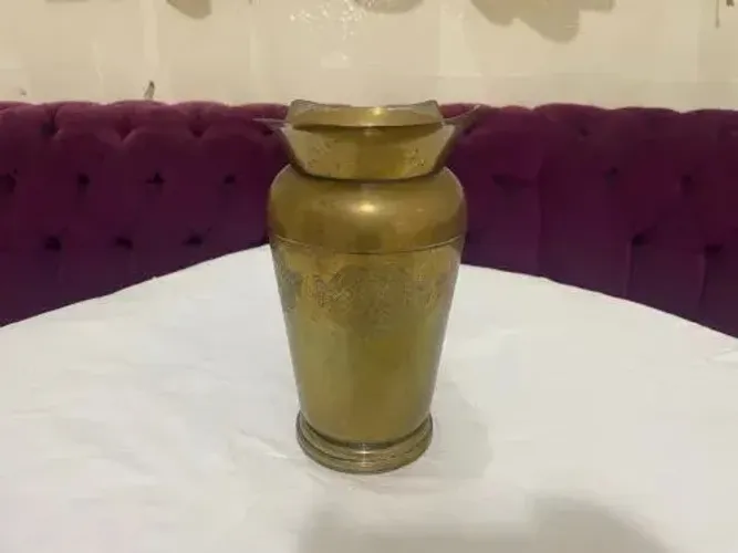 Jarra de Bronze Antigo para Decoração 