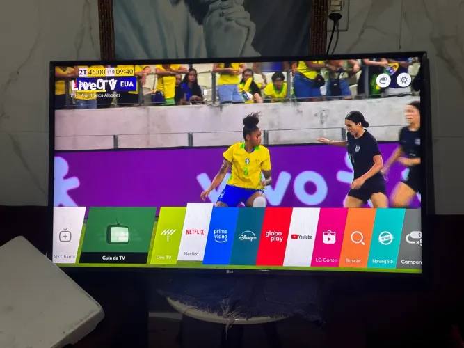 Smart tv LG 50 polegadas muito conservada sem marcas 