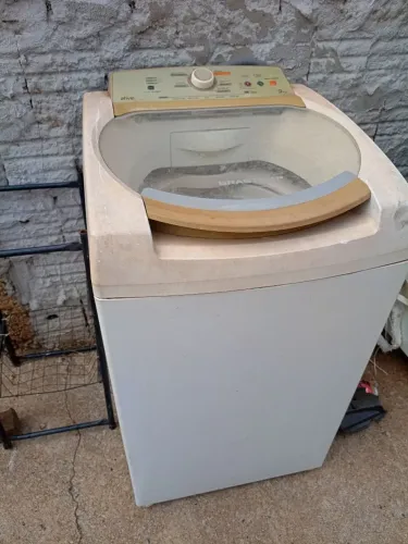Vendo máquina de lavar para retirada de peças