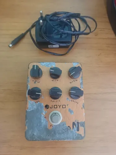 Vendo pedal de guitarra