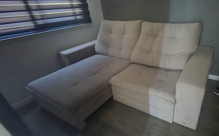 Sofá retrátil