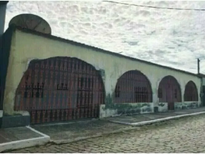 Casa em Leilão - Praia Sul - Barra de São João - Casimiro de Abreu - RJ
