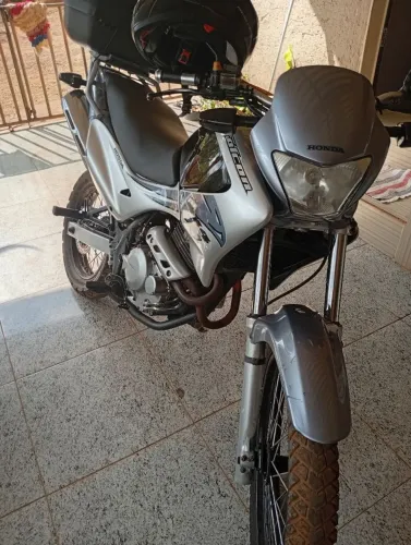 Falcon 400 zerada moto filé top