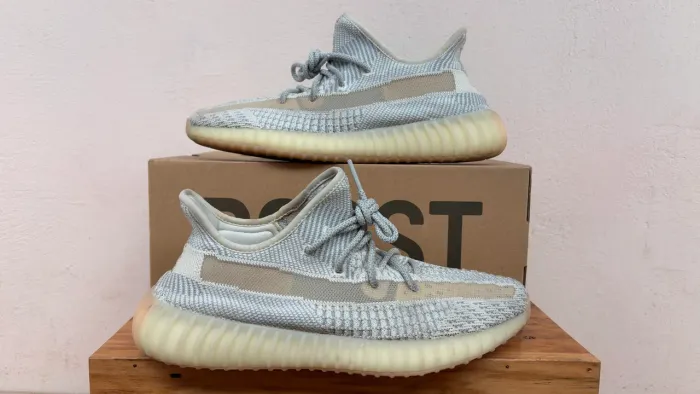 Adidas Yeezy Boost 350 V2 ?Lundmark? - Tamanho 42 BR
