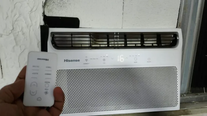 Ar condicionado hisense 10 mil BTUs valor 1600 reais