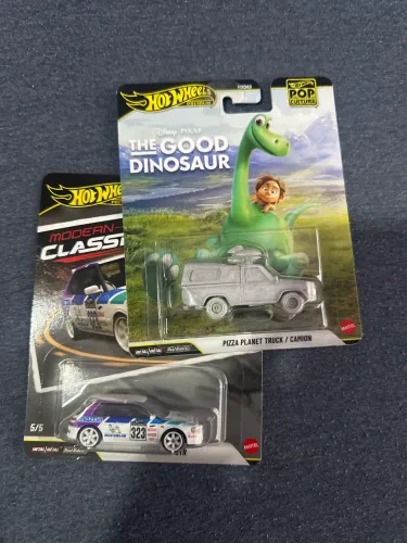 Hot wheels premium 