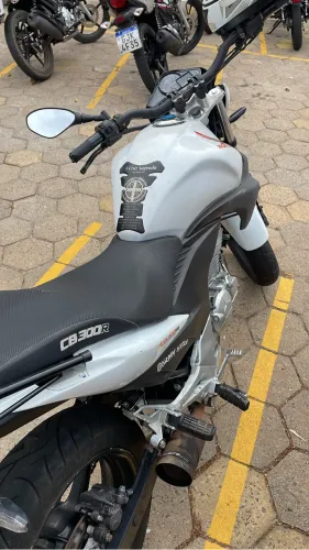 Cb300