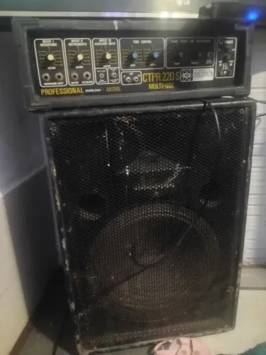 Amplificador e caixa