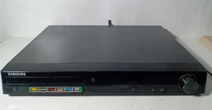 Home Theater 5.1 Samsung HT-Z210 - 800W RMS (Saída HDMI e USB)