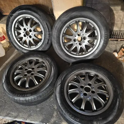 Jogo rodas aro 15 4x100 com pneus zerados