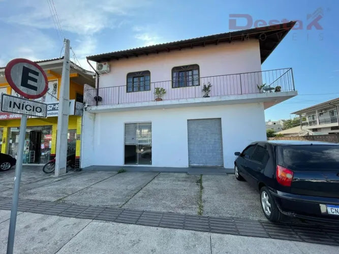 Sala em Centro - Biguaçu