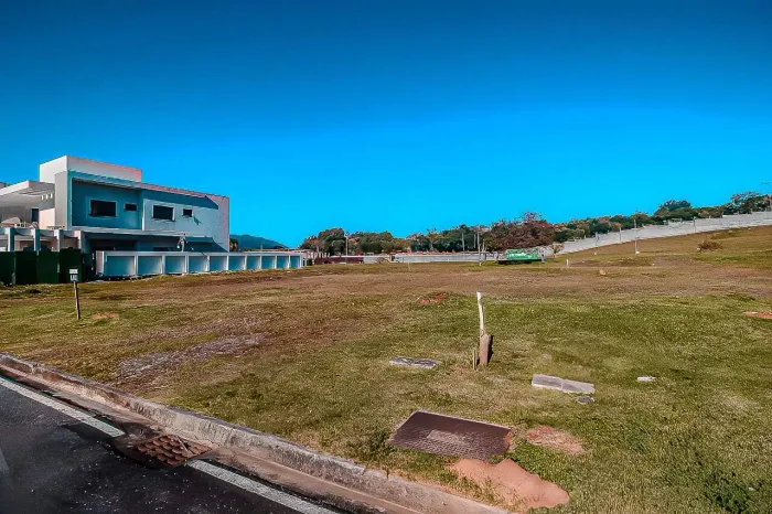 Terreno à venda no centro do Camboriú