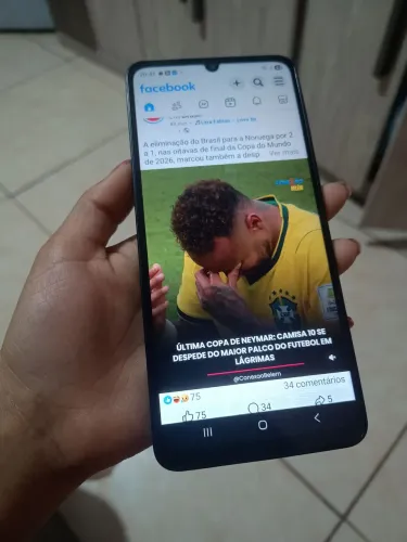 Celular Samsung impecável TOP TOP preço pra hoje