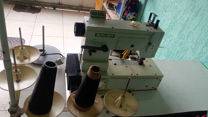Máquina Galoneira Industrial Siruba F007D