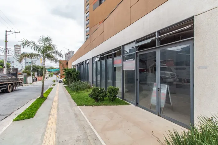 Loja na Rua Tapari, N. 158 - Loja 275 m²