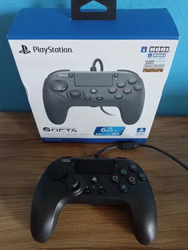 HORI FIGHTING COMMANDER OCTA - PS4, PS5 E PC