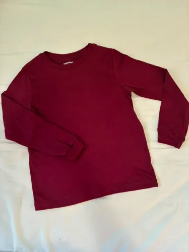 Camiseta manga longa infantil vinho Hering 8 anos