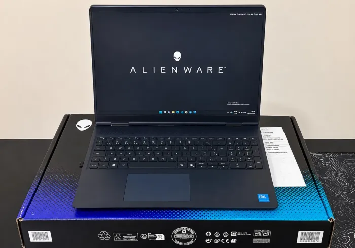 Alienware 16 Aurora