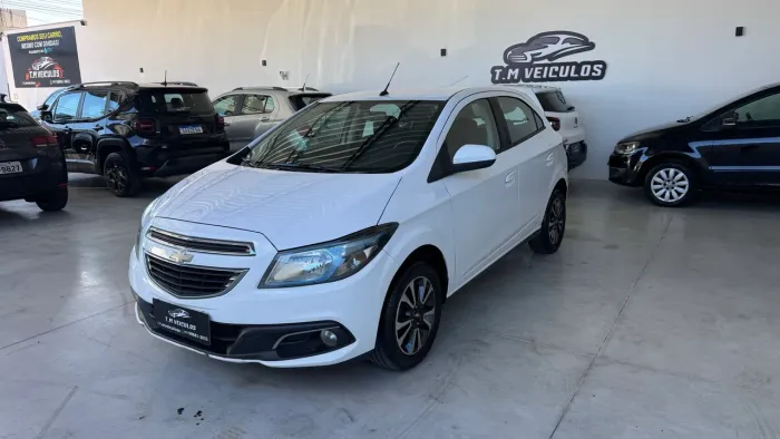 Chevrolet Onix Hatch LTZ 1.4 8V Flex Power Mec. 4P 2016
