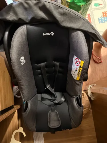 Bebê conforto com suporte safety