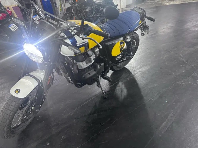 Royal Enfield Interceptor Bear 650cc 2027