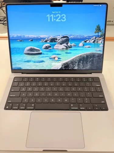 MacBook Pro M1 2021 - 16GB RAM , 512GB SSD - Bateria 84% com APENAS 413 ciclos!