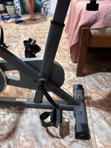 Bike ergométrica spinning athletic semi nova