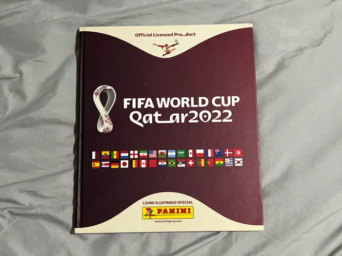 Álbum capa dura copa de 2022 (aceito propostas)