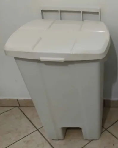 Lixadeira com rodas 100 litros JSN