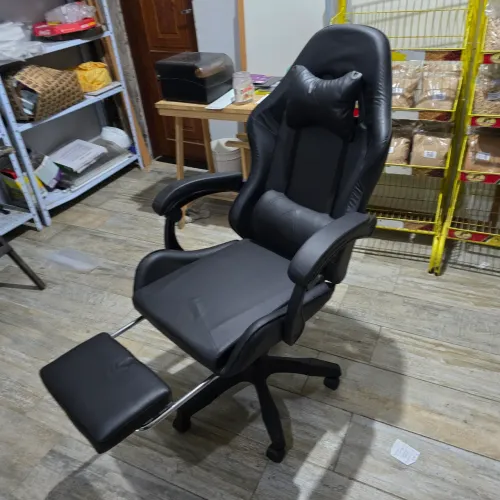 Cadeira Gamer nova na caixa!